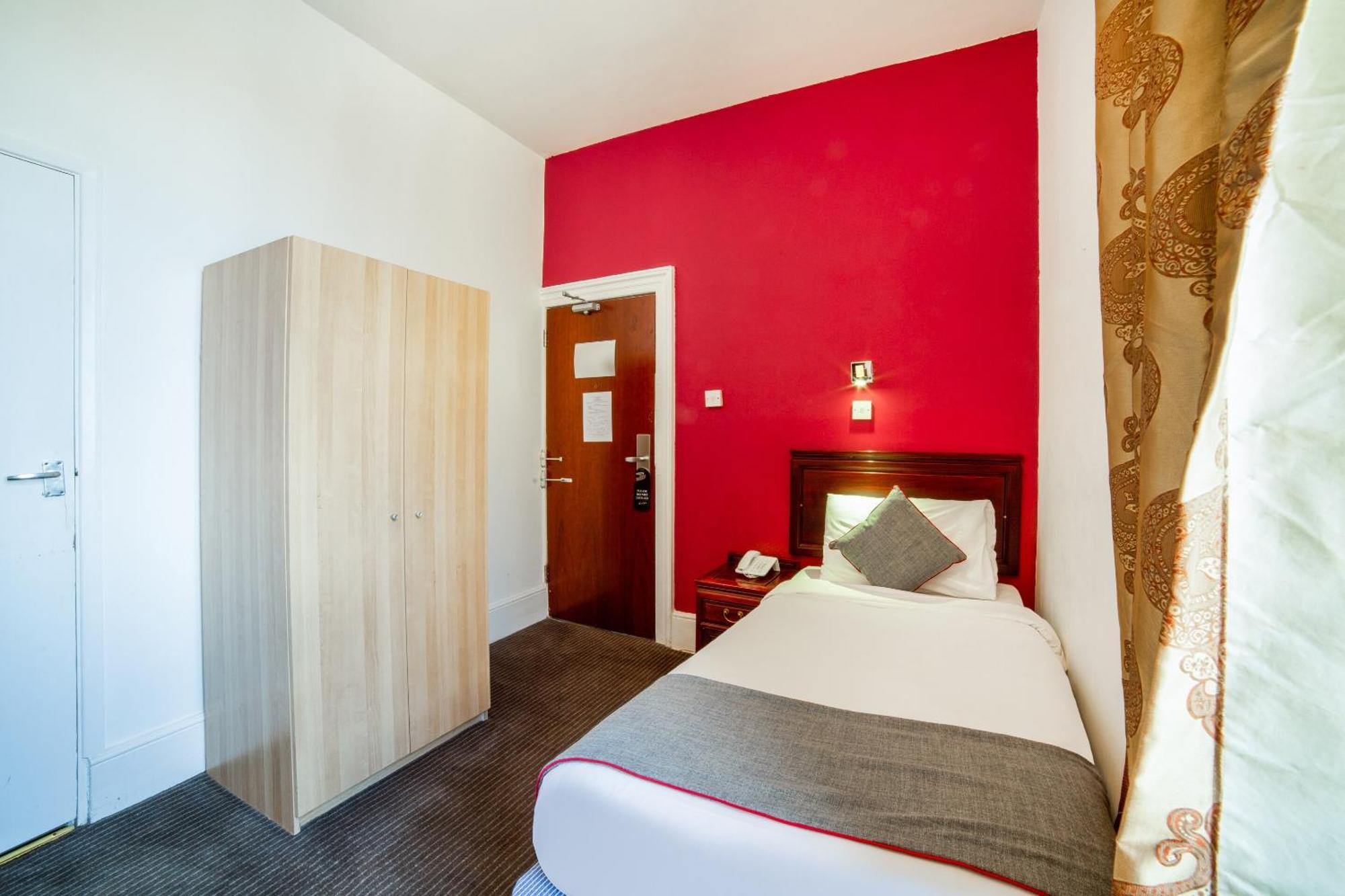 The Strand Hotel AEGON International Esterno foto