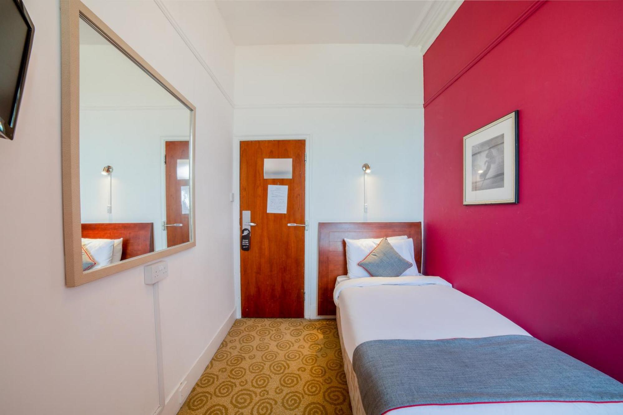 The Strand Hotel AEGON International Esterno foto