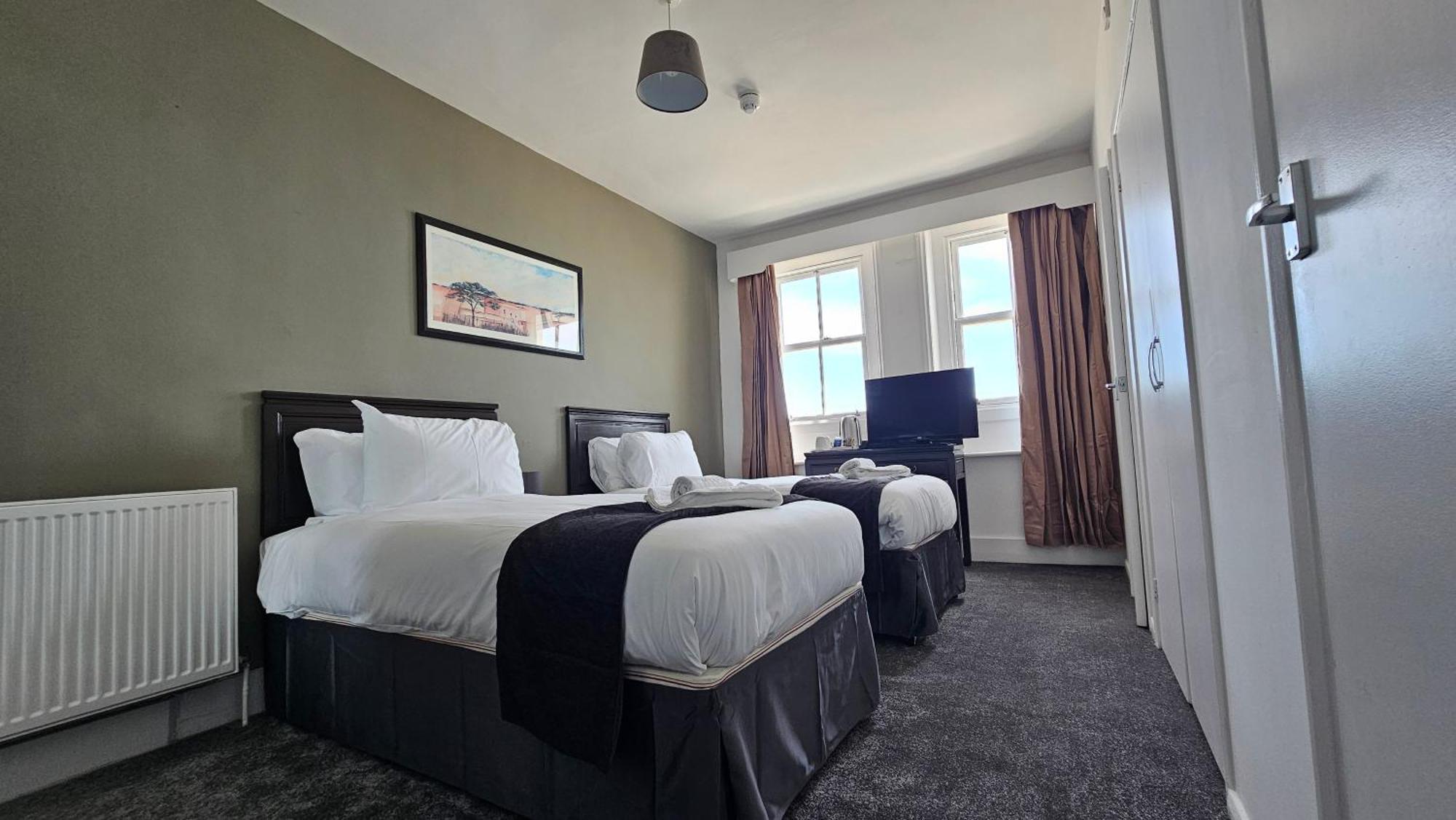 The Strand Hotel AEGON International Esterno foto