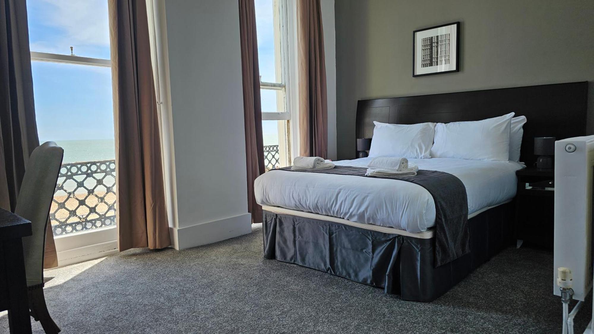 The Strand Hotel AEGON International Esterno foto